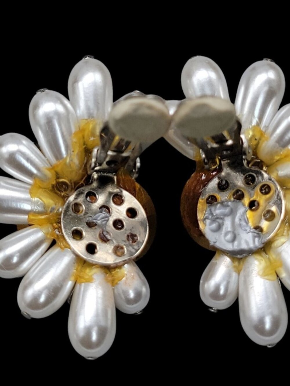Vtg 1960s Cluster Clip On Earrings Purple Rivoli Rhinestone Faux Baroque Pearl - Picture 9 of 16